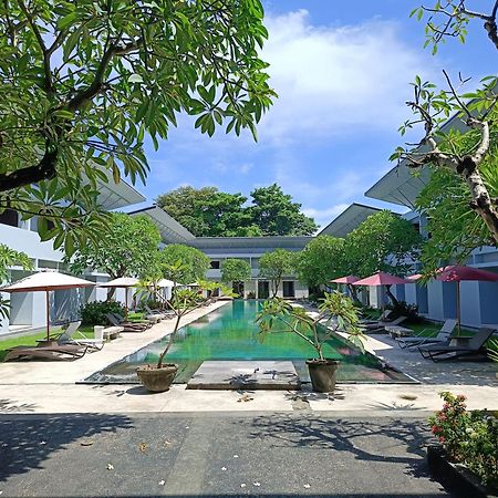 Kuta Living By Kamara Hotell Exteriör bild
