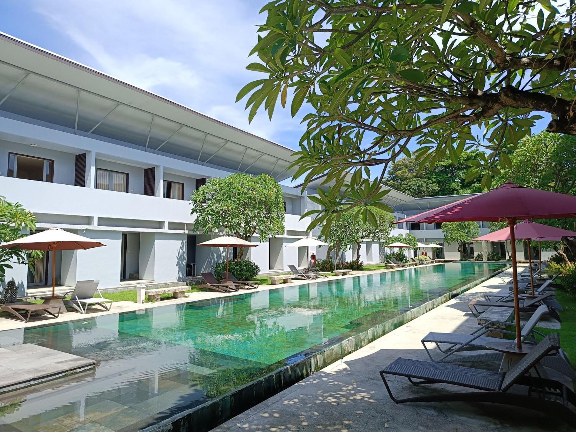 Kuta Living By Kamara Hotell Exteriör bild